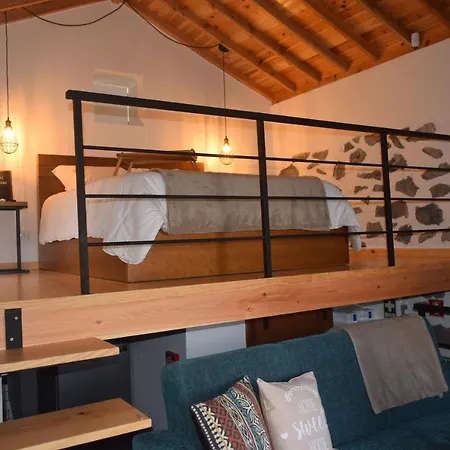 Casas Da Ribeira Holiday home *